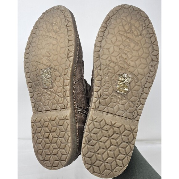 Blowfish Women's Malibu Cozy Up Vegan Ankle Boots Flat Size 8.5 Brown Buttons - Picture 8 of 13
